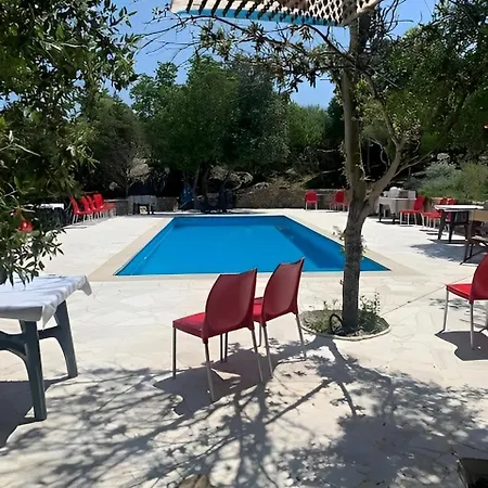 Willa Autentico Stazzu Con Piscina *
