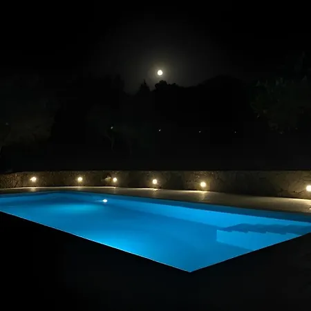 Willa Autentico Stazzu Con Piscina Barrabisa
